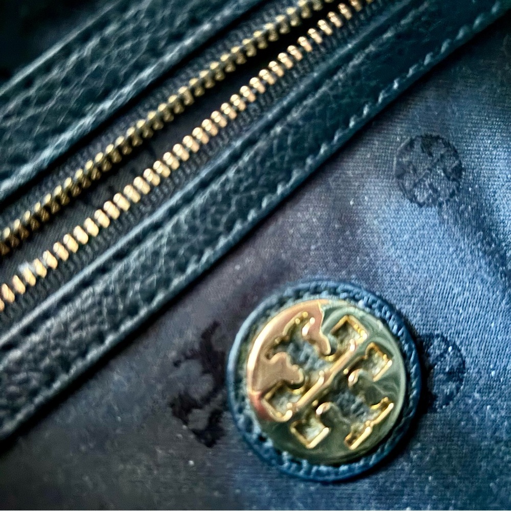 Tory Burch bag - Picture 8 of 14